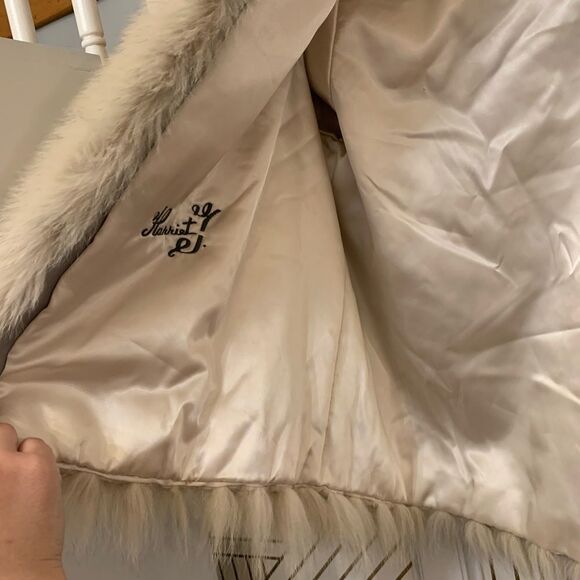 Saga Fox Vintage Fur Jacket - Picture 6 of 8